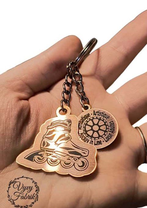 porte clé roller artistique en acrylique couleur or rose gravé