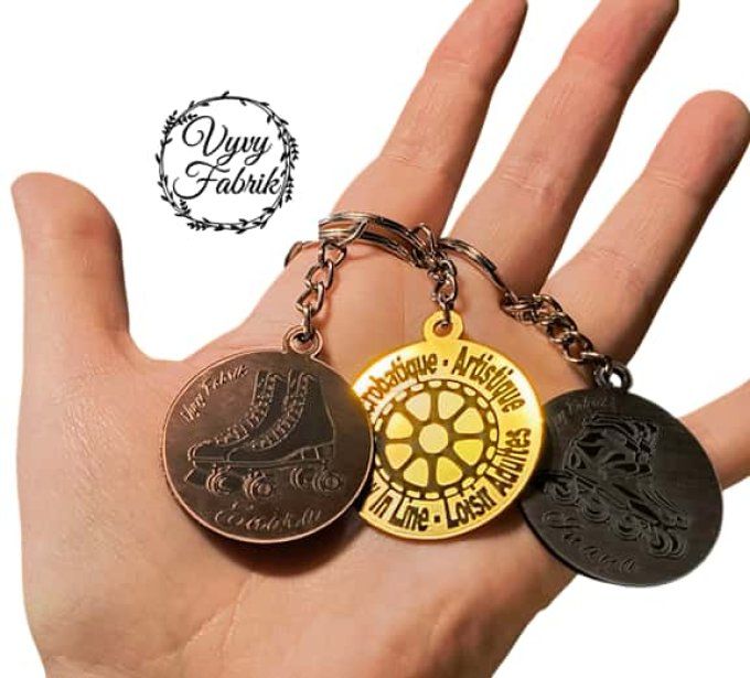 porte clé rond roller en acrylique couleur or ou rose ou argent gravé