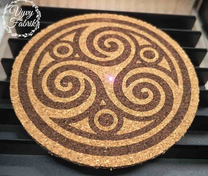 sous verres liege personnalises graves au laser